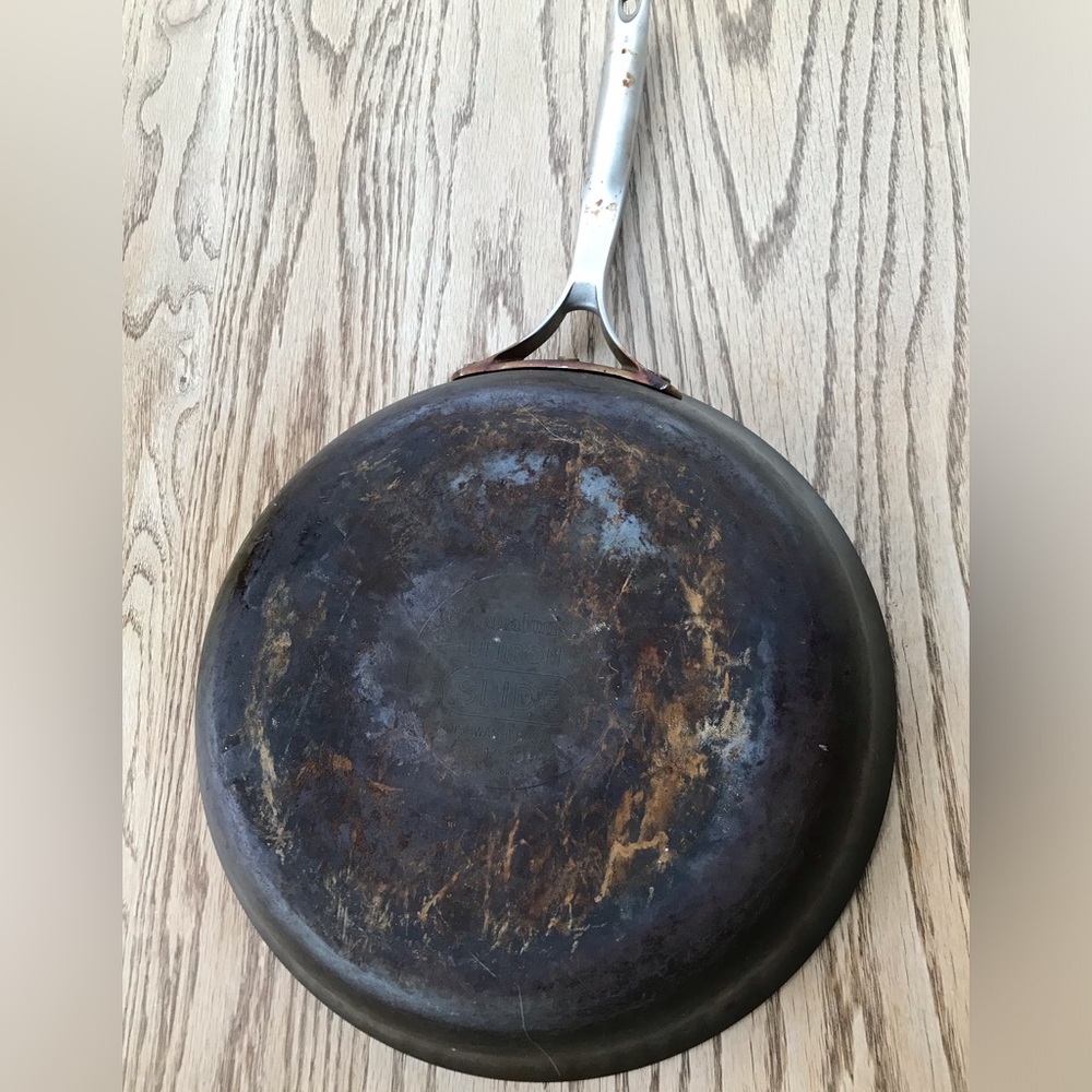 Calphalon Non-Stick Pan - Picture 2 of 5